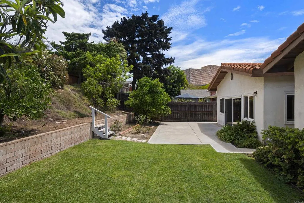 https://cdn.realtyfeed.com/cdn/127/306797512/15a6b7169bd212ee1cec294aeb0e3c6d.webp