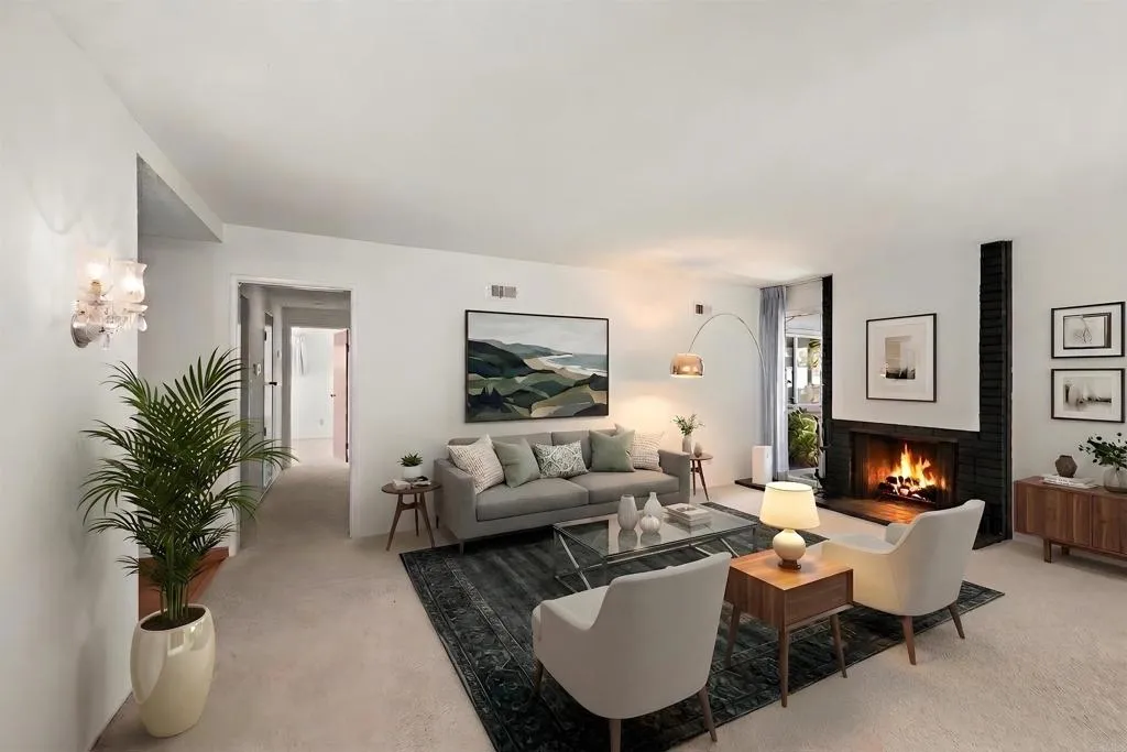 https://cdn.realtyfeed.com/cdn/127/306797512/243f862b92f8438ca984c9a43c71aed3.webp