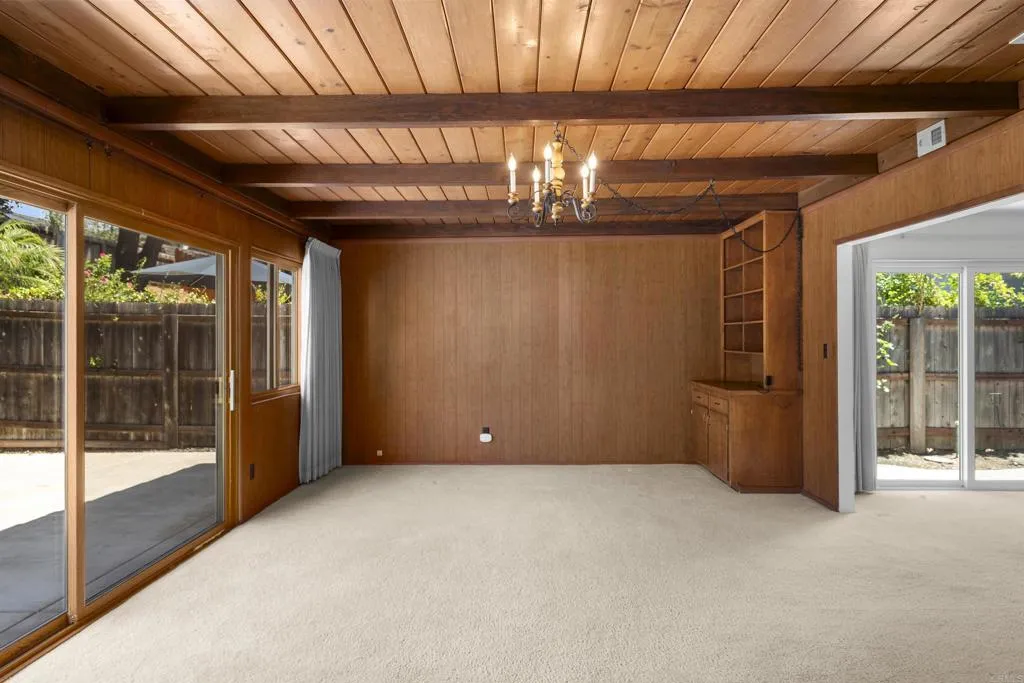 https://cdn.realtyfeed.com/cdn/127/306797512/d6206a5a07ce0100fd7c5bfe88fe62df.webp