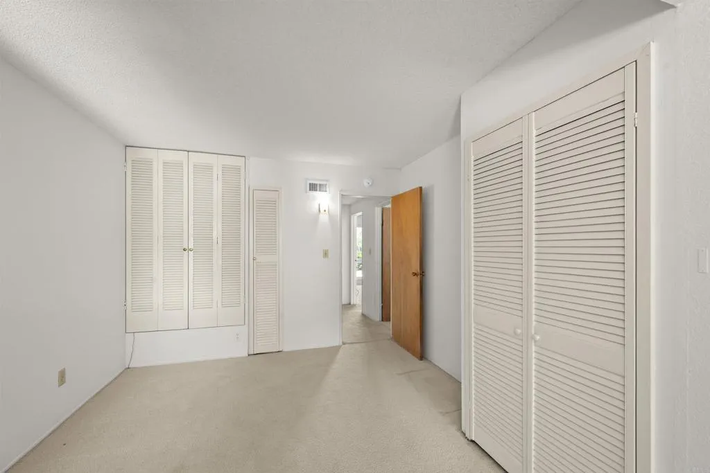 https://cdn.realtyfeed.com/cdn/127/306797512/fdc3cd71344852f9afc738884092e24c.webp