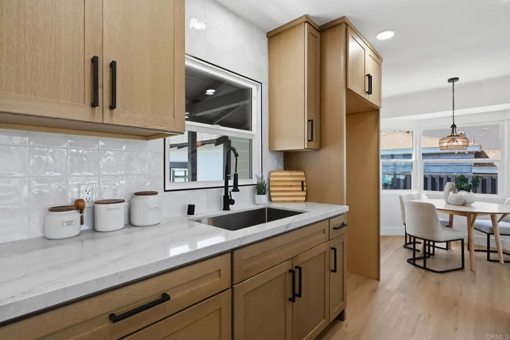 https://cdn.realtyfeed.com/cdn/127/306797564/276486d5346bfb1623b525cb89dafb8b.webp