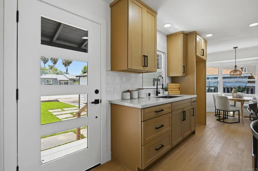https://cdn.realtyfeed.com/cdn/127/306797564/cc7a172a7867bc6d3d94426a7bad3a14.webp