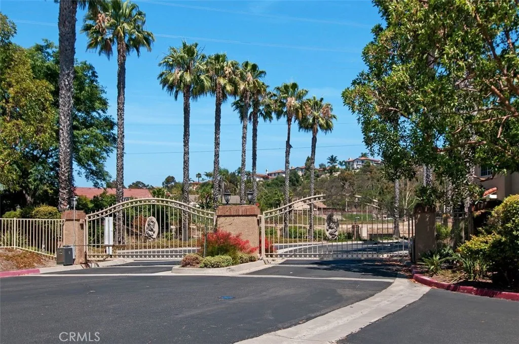 https://cdn.realtyfeed.com/cdn/127/306797566/83b8bcccdfcc50a6a9153453787cc546.webp