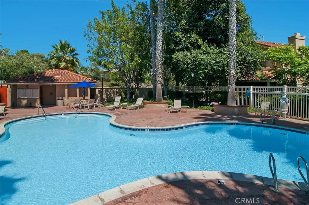 https://cdn.realtyfeed.com/cdn/127/306797566/867bfd197baf3f37999331e83a67604a.webp