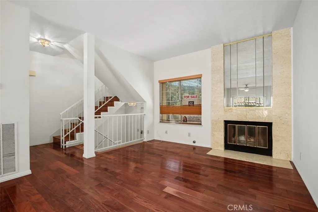 https://cdn.realtyfeed.com/cdn/127/306797566/9f473623c3a9c6c2d9eef1454c0105c2.webp