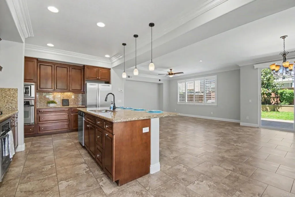https://cdn.realtyfeed.com/cdn/127/306797603/33a95a30cd72a4097a26379a0dc3ad52.webp