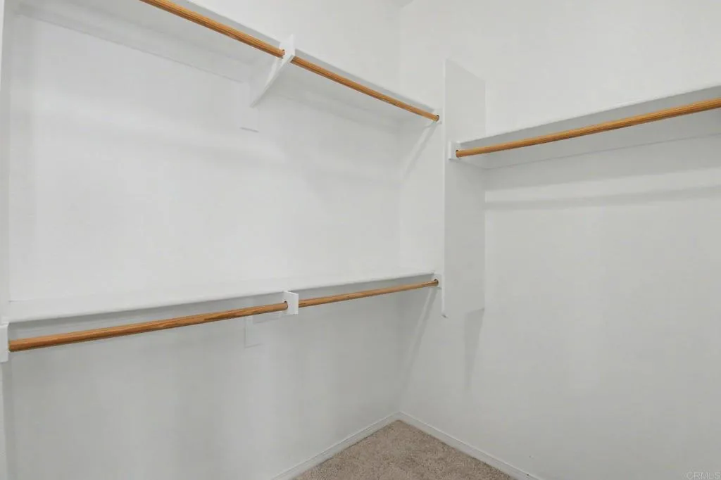 https://cdn.realtyfeed.com/cdn/127/306797603/c9b8eaff9335f4a1b924b8de82140ed0.webp