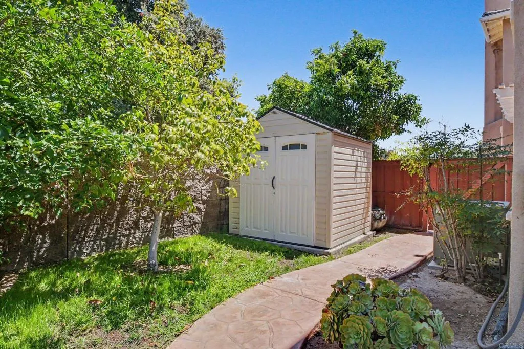 https://cdn.realtyfeed.com/cdn/127/306797603/ce41eb1ee70e8e04a48579320290278e.webp