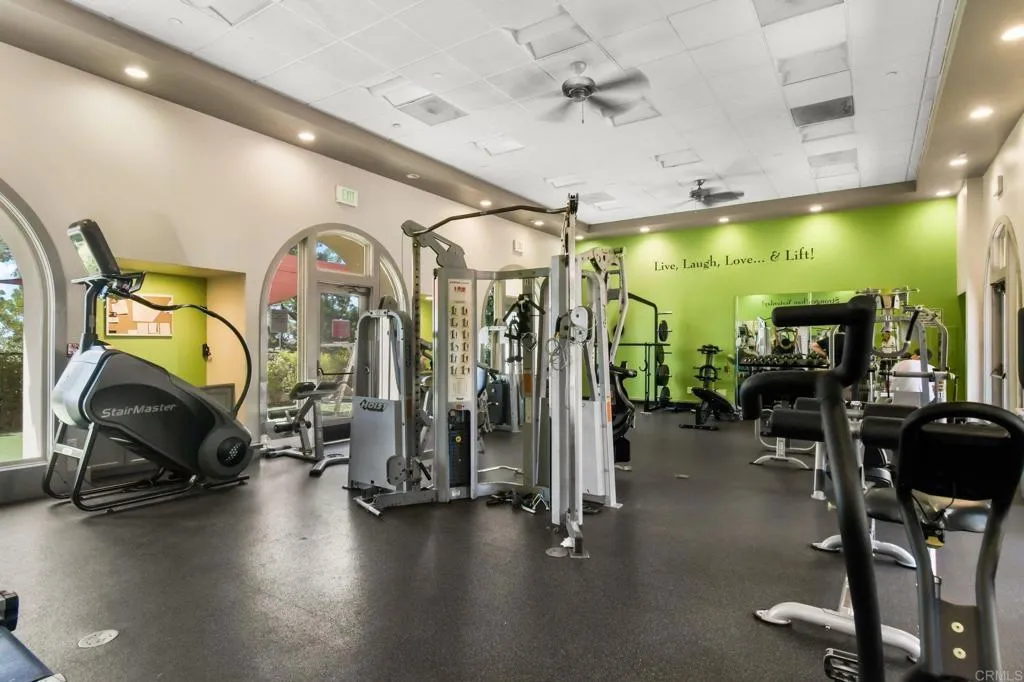 https://cdn.realtyfeed.com/cdn/127/306797603/ee55da3f6d64fa1eae8529f06e080577.webp