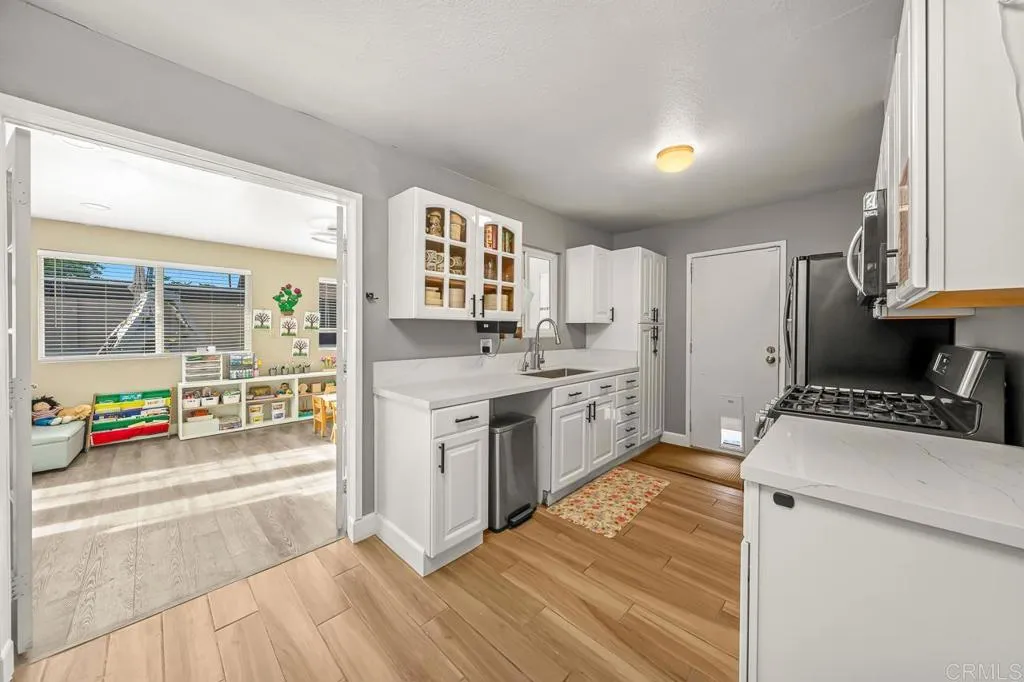 151 E Palomar St, Chula Vista, CA 91911 - Main photo, Chula Vista, CA