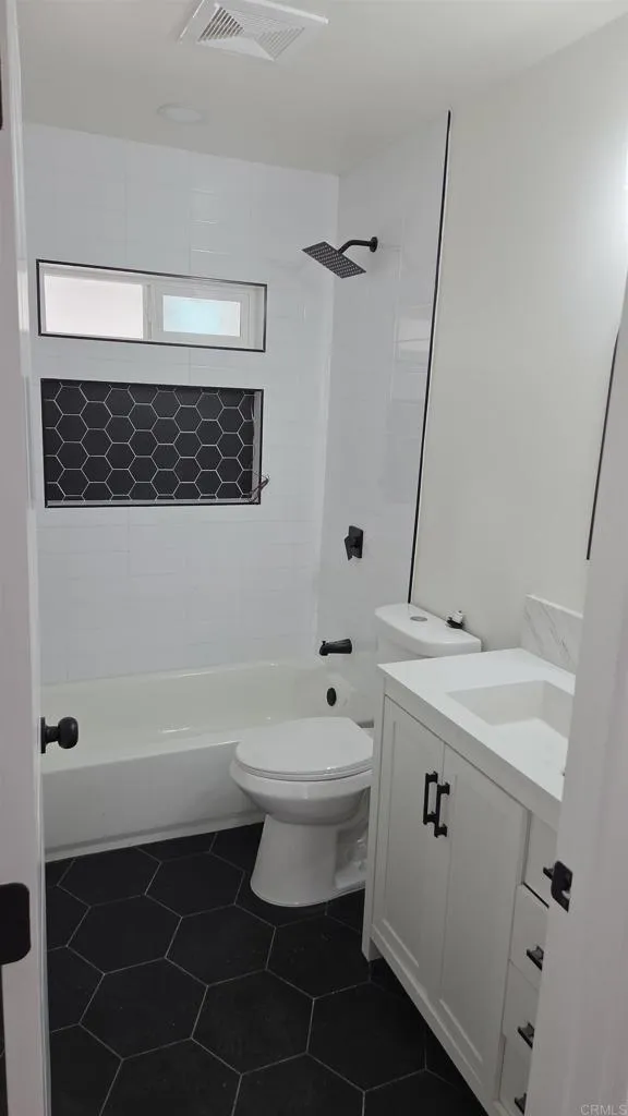 1477 Montgomery Drive, Vista, CA 92084 - Photo 3 of 8, Vista, CA