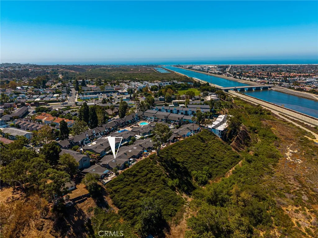 Costa Mesa, CA 92627