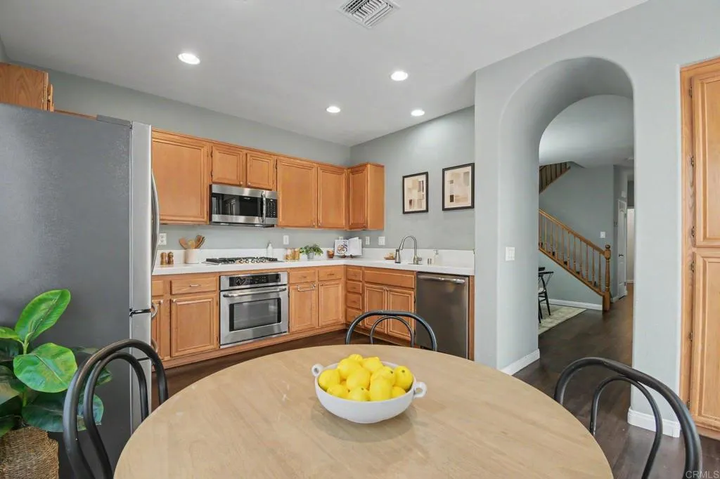https://cdn.realtyfeed.com/cdn/127/306797721/08e915accc84aa9d13df8e1a426e6d96.webp