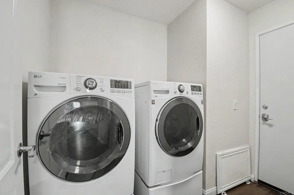 https://cdn.realtyfeed.com/cdn/127/306797721/ded81c9258e459a46b10e9f85a9f3a18.webp