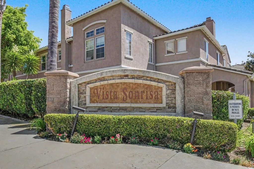 https://cdn.realtyfeed.com/cdn/127/306797721/fa9c196b13486407983ae9a4e4324e9c.webp