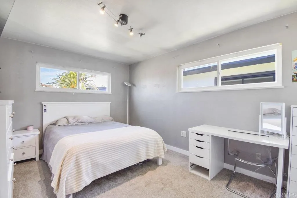https://cdn.realtyfeed.com/cdn/127/306797815/2ab87b5711a54c22a7b591e16b1e267b.webp