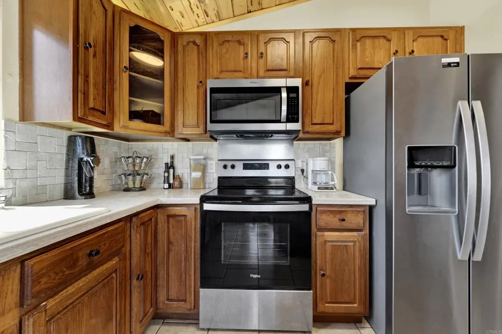 https://cdn.realtyfeed.com/cdn/127/306797818/46665eb671a953f75b2bc49cbf99dfe5.webp