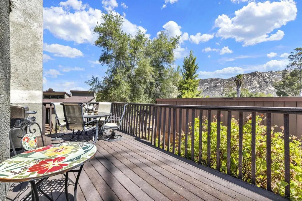 https://cdn.realtyfeed.com/cdn/127/306797818/6642a5c293a9e1a3adca5c17599cf9ed.webp