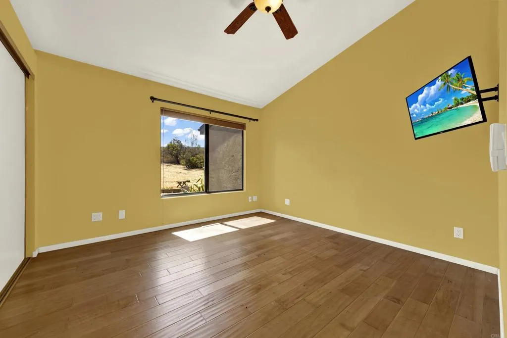 https://cdn.realtyfeed.com/cdn/127/306797818/a7cbf17a10b52b73c5b638fab06a1a55.webp