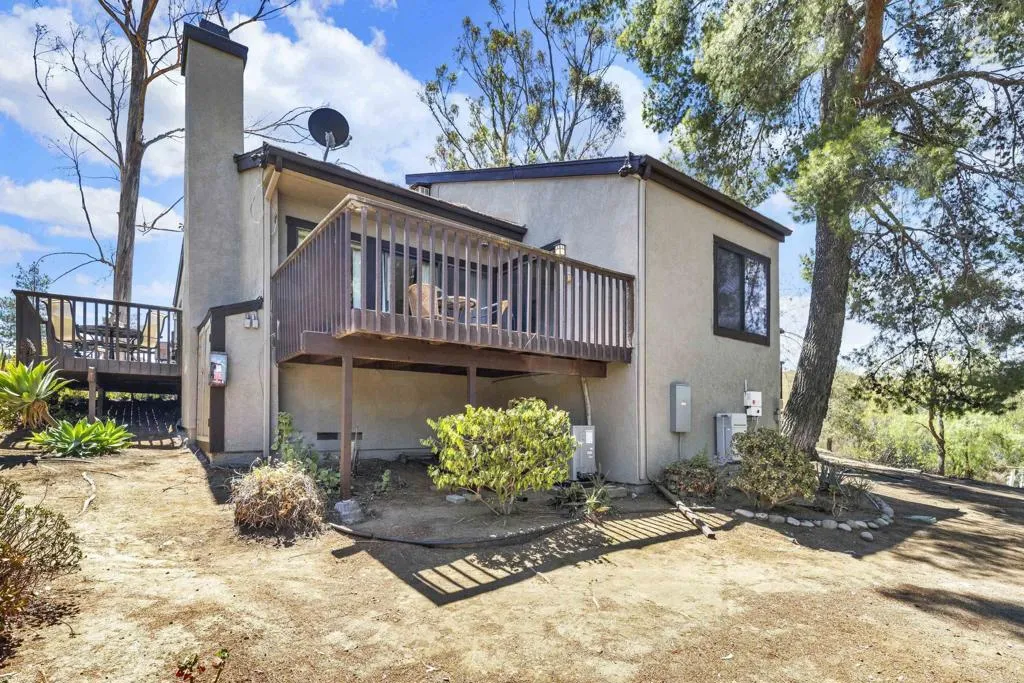 https://cdn.realtyfeed.com/cdn/127/306797818/c8cf0822844db69834ab9ce40e1d30a2.webp