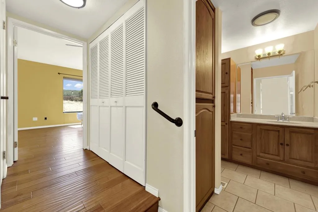 https://cdn.realtyfeed.com/cdn/127/306797818/d5dd6c56428ca7a18cffb221f8fe2fba.webp
