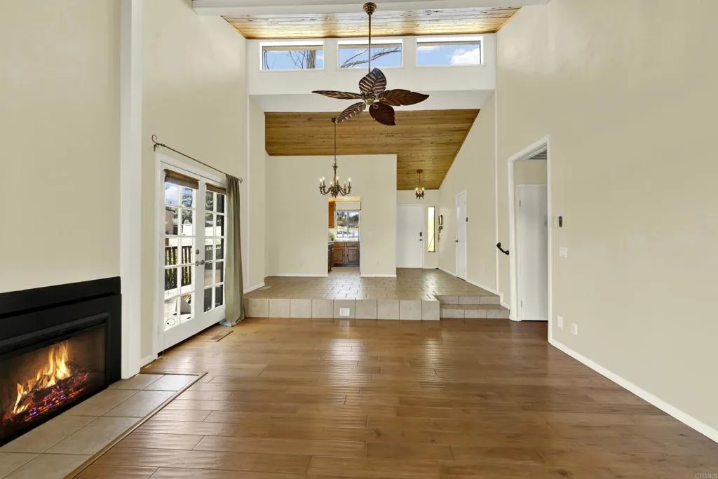 https://cdn.realtyfeed.com/cdn/127/306797818/f042f276e97f5d6c8252217263f2e5b4.webp