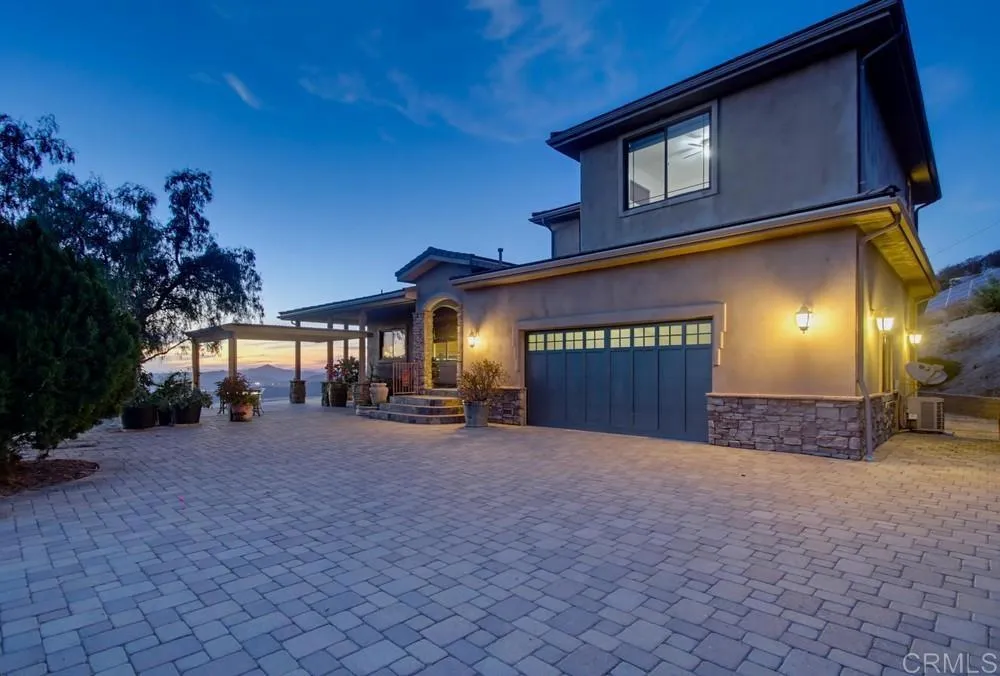 16850 Old Survey Road, Escondido, CA 92025 - Main photo, Escondido, CA
