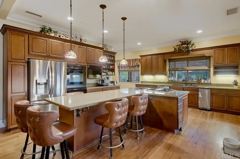 https://cdn.realtyfeed.com/cdn/127/306797842/bc9940b58d2806d429e89846d14e421e.webp