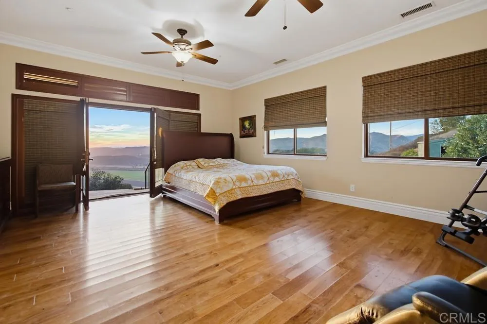 https://cdn.realtyfeed.com/cdn/127/306797842/ce745a7434a4f909764e68295b568d9c.webp