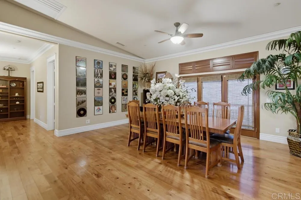 https://cdn.realtyfeed.com/cdn/127/306797842/e8ab19096601578e5bba8f9fd65ed598.webp