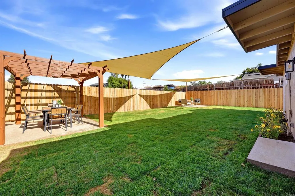 https://cdn.realtyfeed.com/cdn/127/306797846/63ad66baf259b27bd963a6df3d7d8145.webp