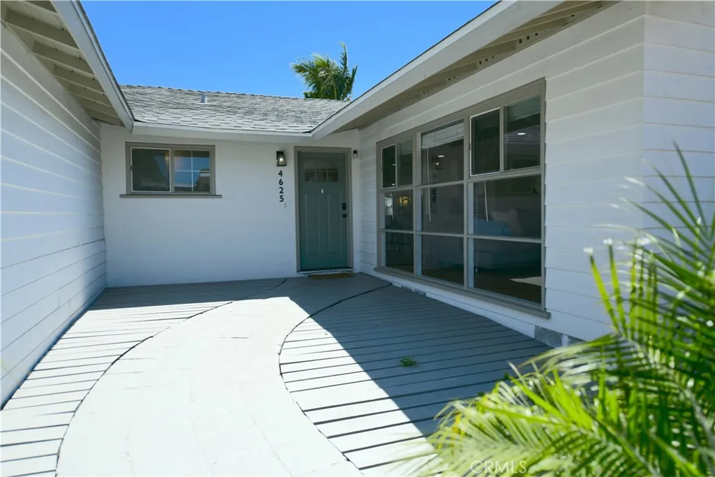 https://cdn.realtyfeed.com/cdn/127/306797851/3fd439fc53503d5170bb6ab901b50586.webp