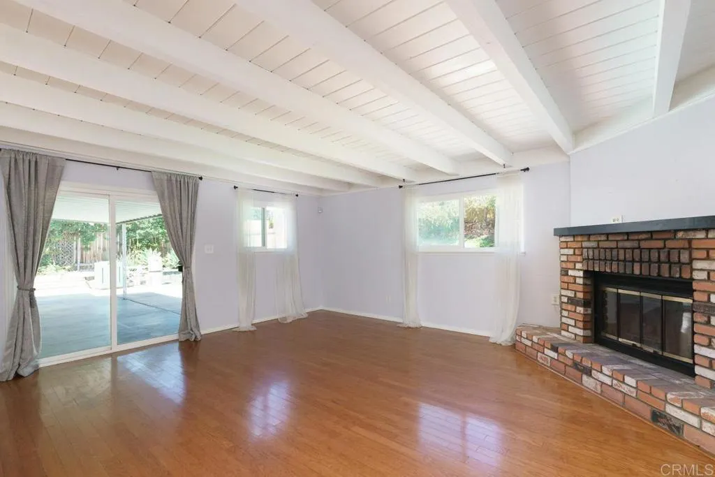 https://cdn.realtyfeed.com/cdn/127/306797926/35ab3d59c3aed2fa733774fc55b26bdd.webp