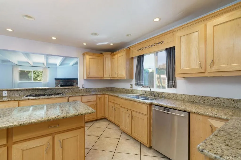 https://cdn.realtyfeed.com/cdn/127/306797926/7bd58dad99f2245da9fe3657f05dac2f.webp