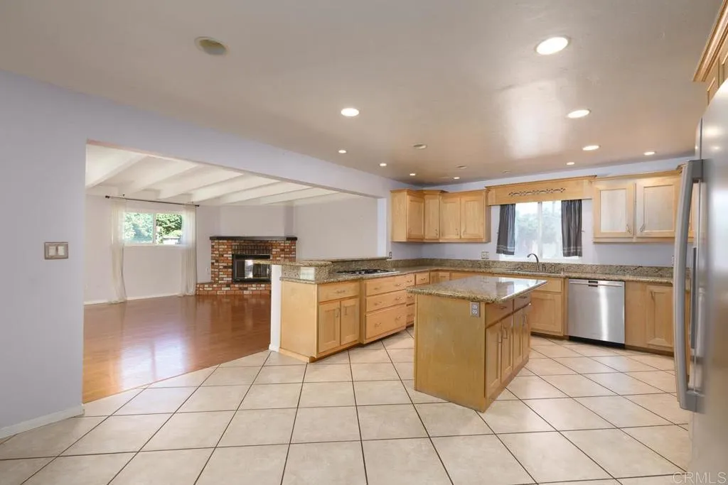 https://cdn.realtyfeed.com/cdn/127/306797926/8e5e115732284bad22b987c579d7f0f1.webp