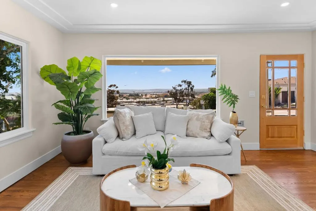 https://cdn.realtyfeed.com/cdn/127/306797936/216c5d10c731fd2a6e54b3f60d360999.webp