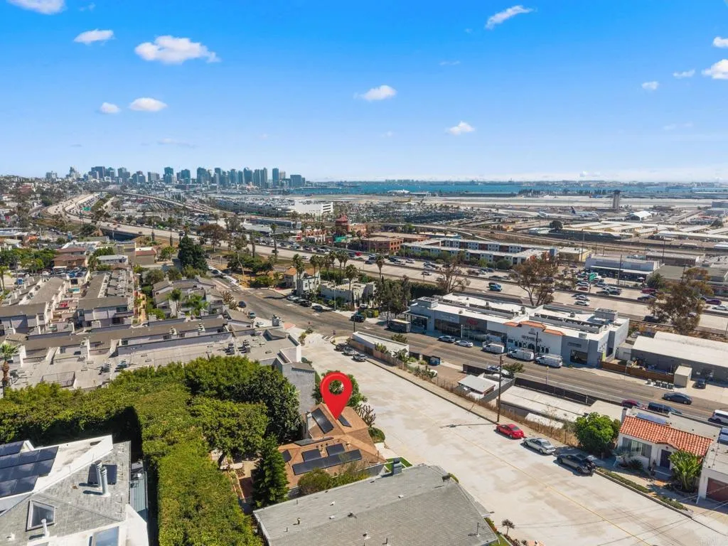 https://cdn.realtyfeed.com/cdn/127/306797936/5e28793ff2ba1d87da7496b408c476e1.webp