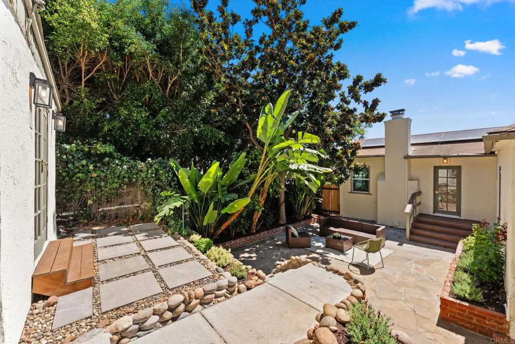 https://cdn.realtyfeed.com/cdn/127/306797936/8610815049db041c2bb893e27f842c1e.webp