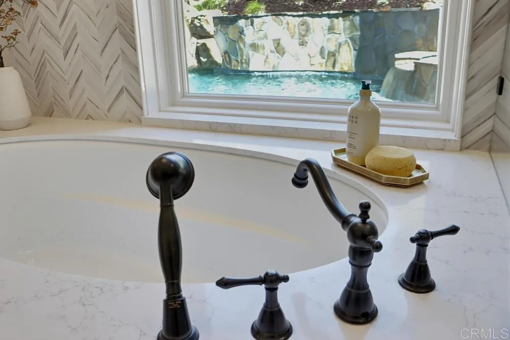 https://cdn.realtyfeed.com/cdn/127/306797940/1d223a4d351484a584abb9b3c44ede21.webp