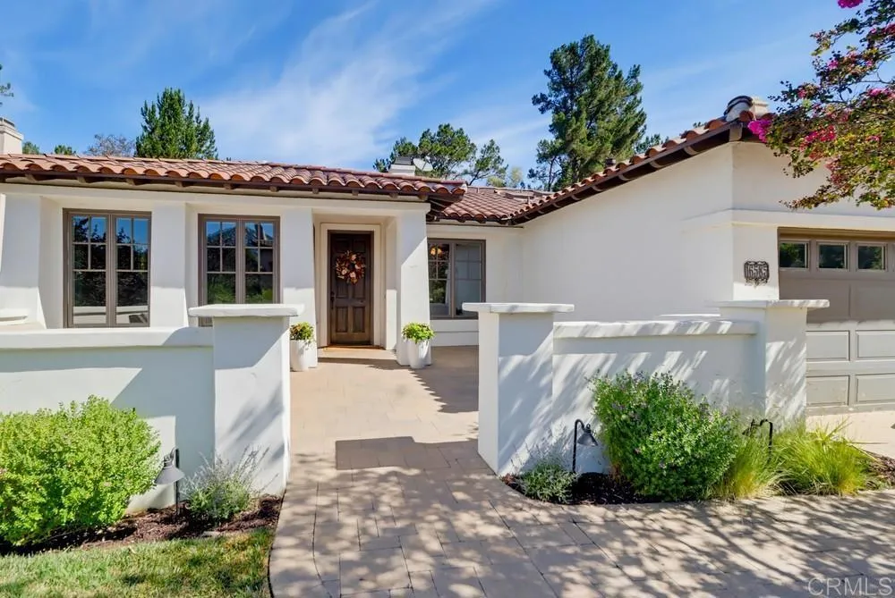 https://cdn.realtyfeed.com/cdn/127/306797940/469fa998977b291e2af250fb70582c0a.webp