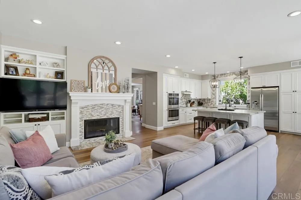 https://cdn.realtyfeed.com/cdn/127/306797940/55837893aa861bfc3ad88e520ab908dc.webp