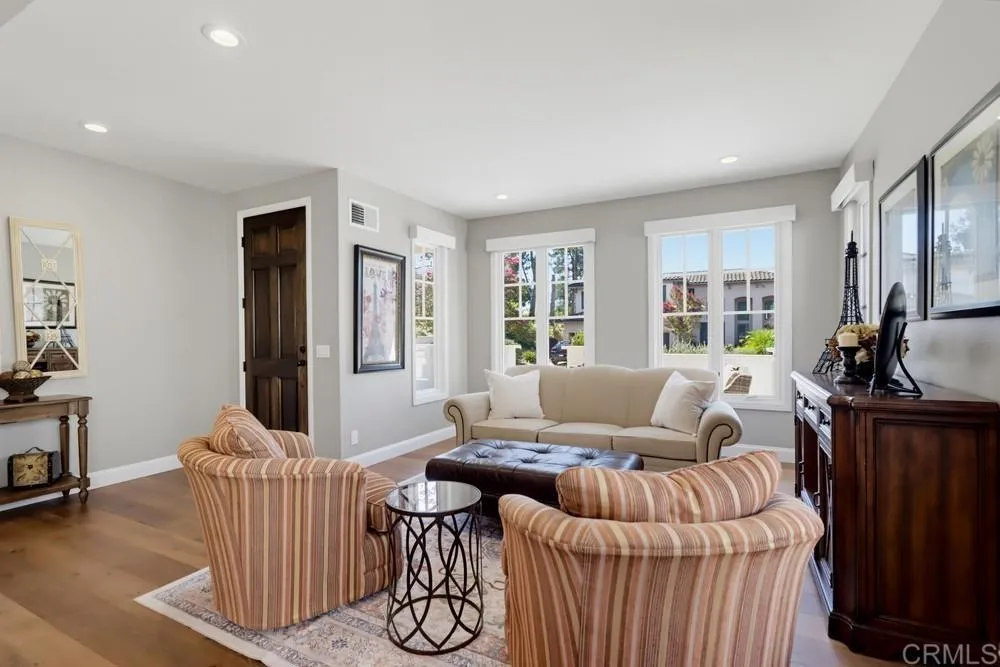 https://cdn.realtyfeed.com/cdn/127/306797940/ace2cae676ec1689f61d31b2a564850e.webp