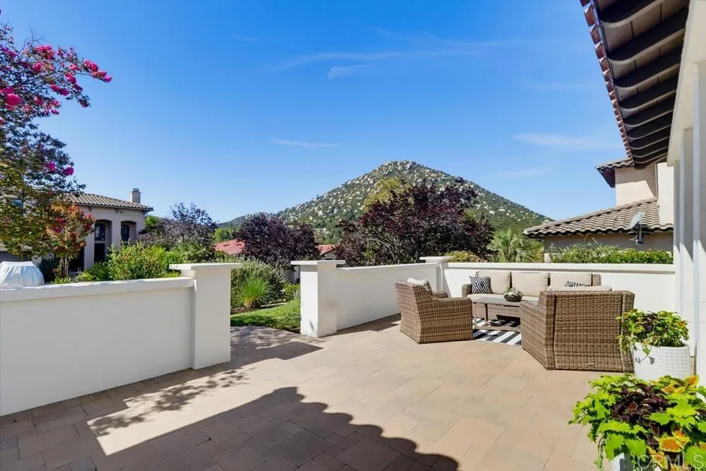 https://cdn.realtyfeed.com/cdn/127/306797940/d25961fea7af842d7854acc94a33c0be.webp
