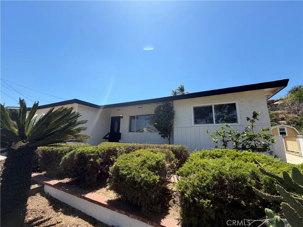 2204 Calle Tortuosa, San Diego, CA 92139 - Photo 3 of 37, San Diego, CA