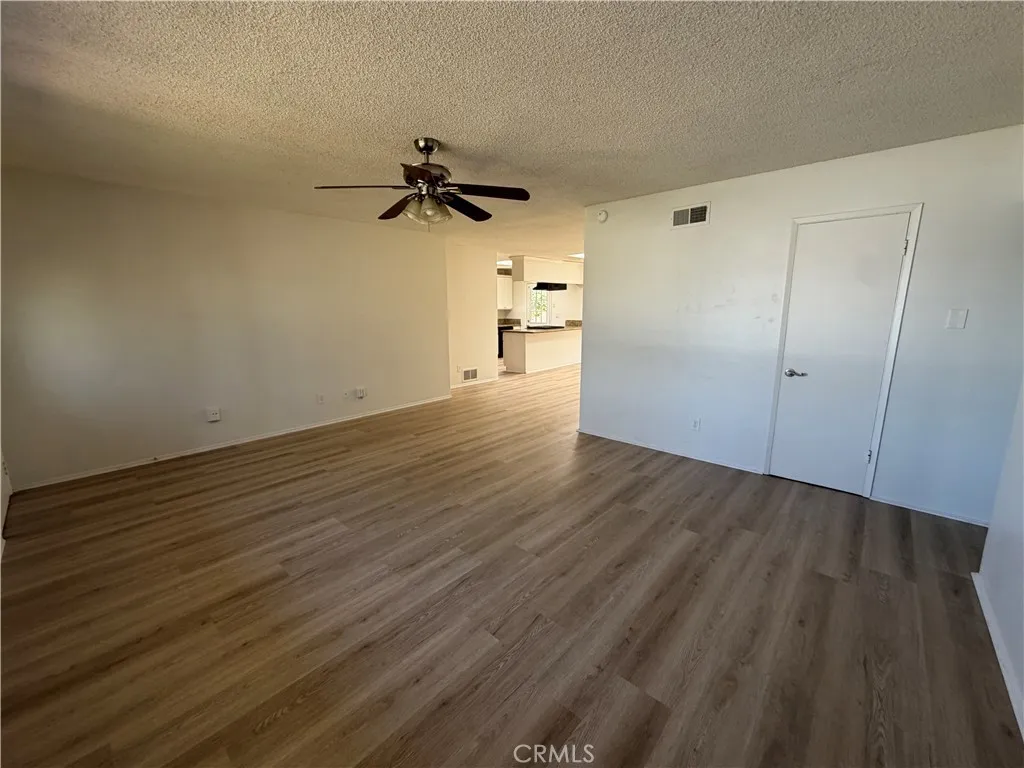 https://cdn.realtyfeed.com/cdn/127/306797974/c5f6a229e9ddb57db69cec0c3c438f4c.webp