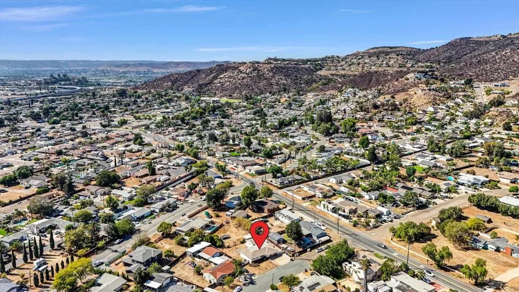 https://cdn.realtyfeed.com/cdn/127/306797982/77c04ef1baab4723a7bc373b9a882d00.webp