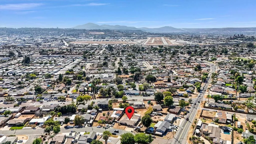 https://cdn.realtyfeed.com/cdn/127/306797982/ea96cdd7523c87f3b07d494dc6a44108.webp