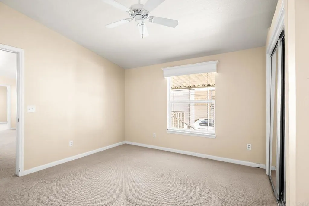 https://cdn.realtyfeed.com/cdn/127/306798017/33db846d8250cd47a5064dec349bf222.webp