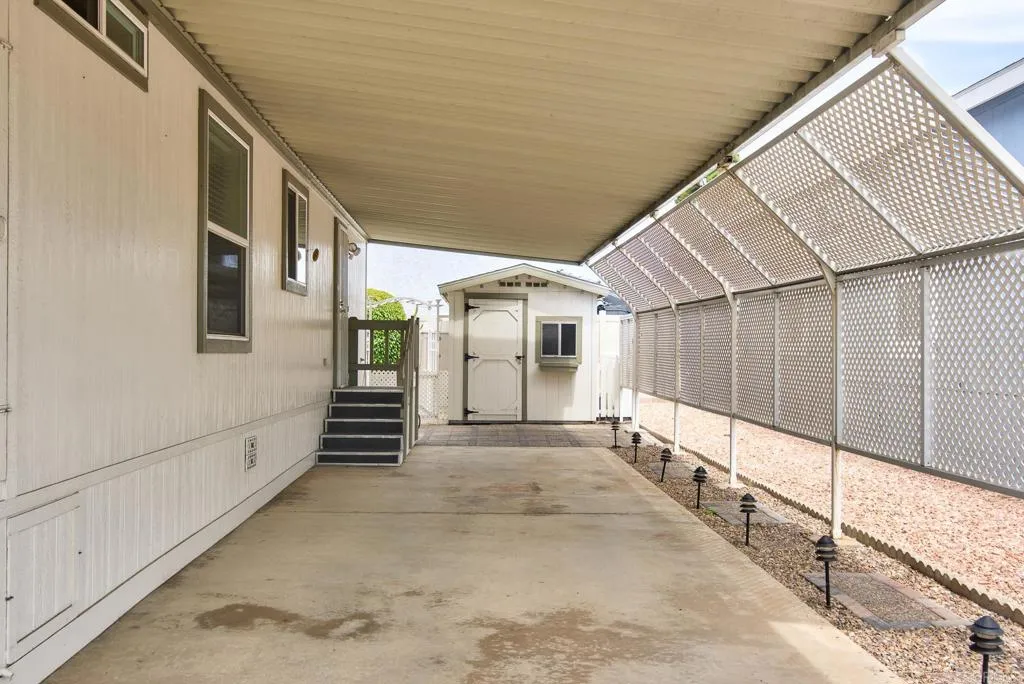 https://cdn.realtyfeed.com/cdn/127/306798017/4fbe23535a244d8a57316047e6dd98bf.webp