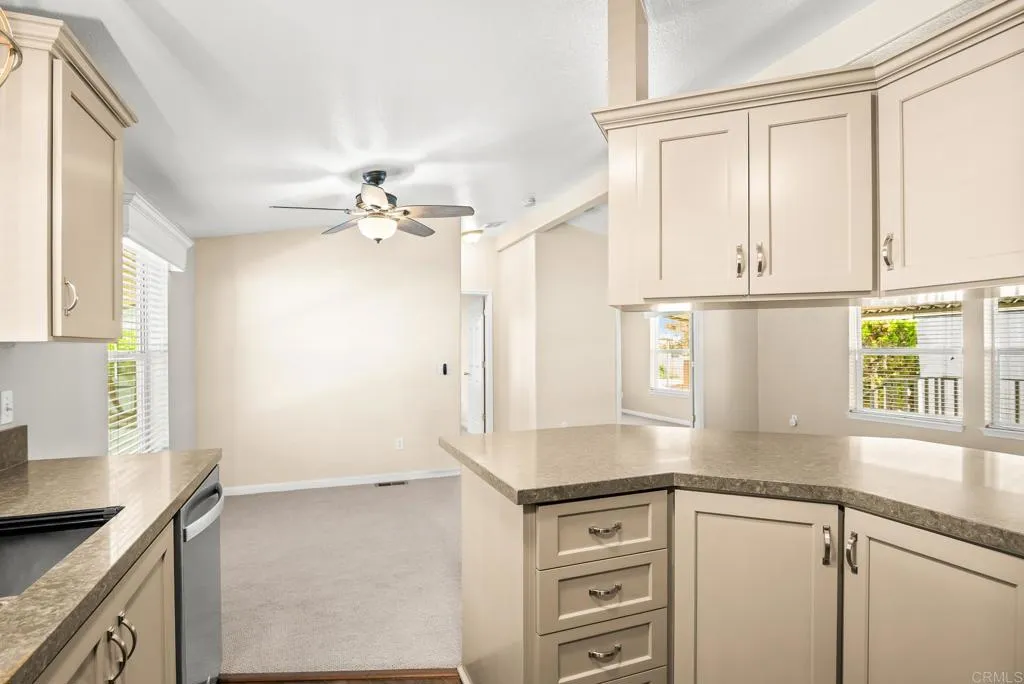 https://cdn.realtyfeed.com/cdn/127/306798017/7b665cdcf91fcc5f57266dc86436871a.webp